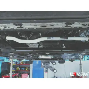 Ultra Racing Front Sway Bar 27mm (533) BMW 3 F30 (328i) 2.0T 2WD 11-15