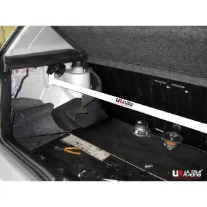 Ultra Racing 2-Point Rear Upper Strutbar (982) Volkswagen Golf Gti MK2/A2 (TYP 19E) / Golf Gti MK3/A3 (TYP 1H)