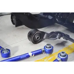 Boccola di montaggio del differenziale posteriore Hardrace 7764 Mazda RX-7 - 