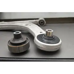 Hardrace 7889 Boccola braccio inferiore anteriore Subaru Impreza, WRX - 