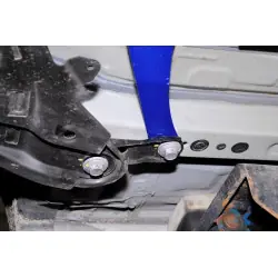 Hardrace Q0032 Supporto inferiore centrale Toyota Prius - 